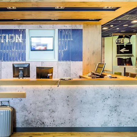 מלון Ibis Budget Centre Bastide בורדו