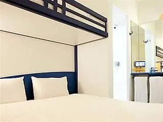 מלון Ibis Budget Centre Bastide 2*