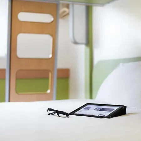 Ibis Budget Centre Bastide מלון